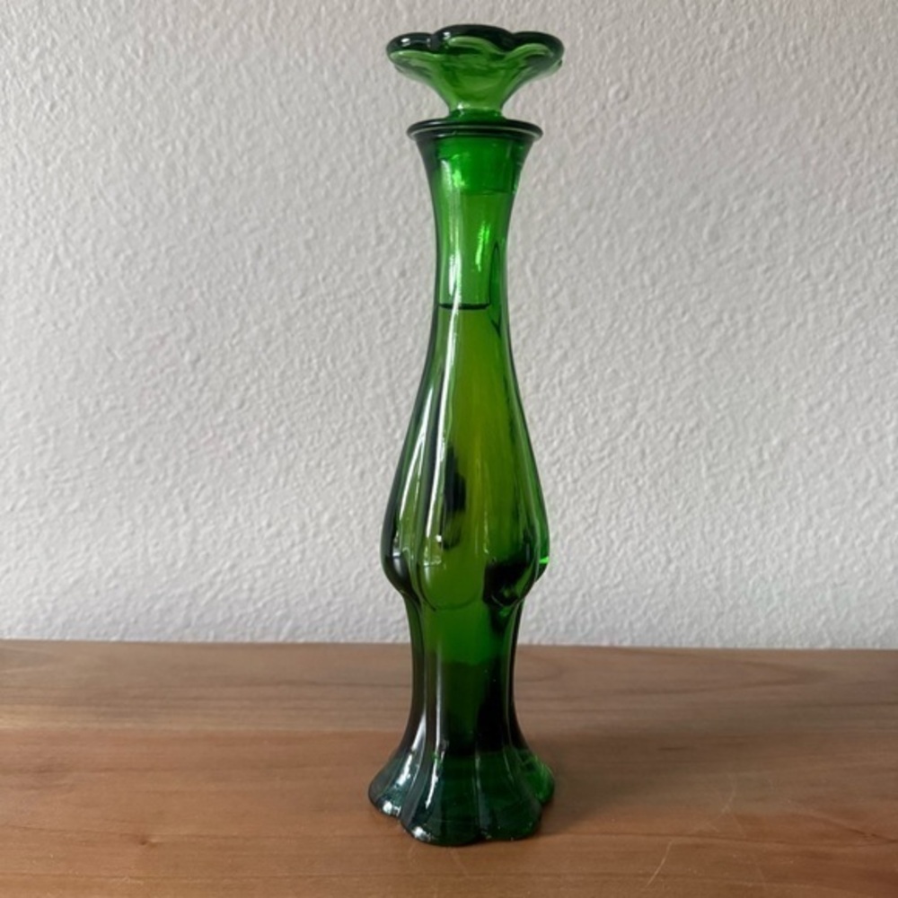 Avon vintage emerald bud vase occur! cologne vase with stopper 3 oz.